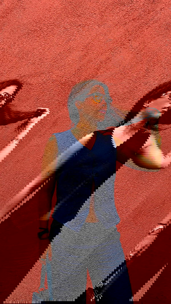 rebeccaschez rebeccaschez archive image