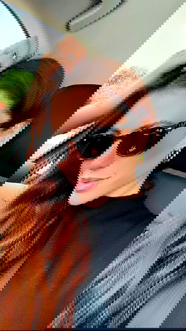 rebeccaschez rebeccaschez archive image