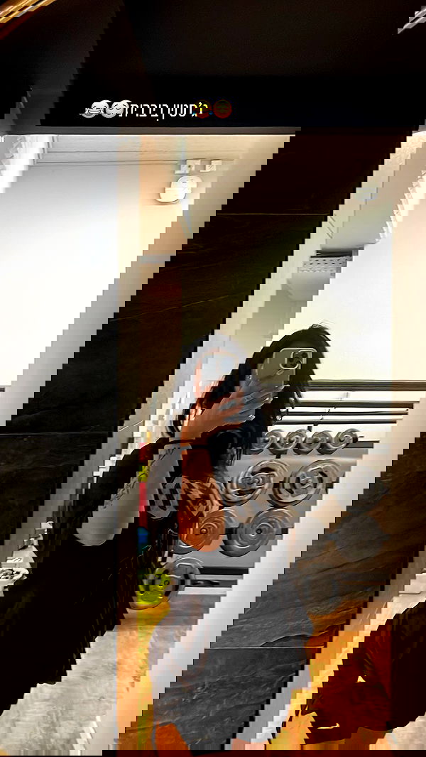 rebecka_tsadok rebecka_tsadok archive image