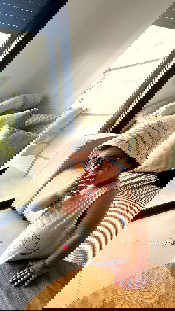 rebecka_tsadok rebecka_tsadok archive image