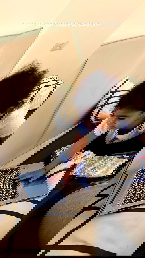 rebecka_tsadok rebecka_tsadok archive image