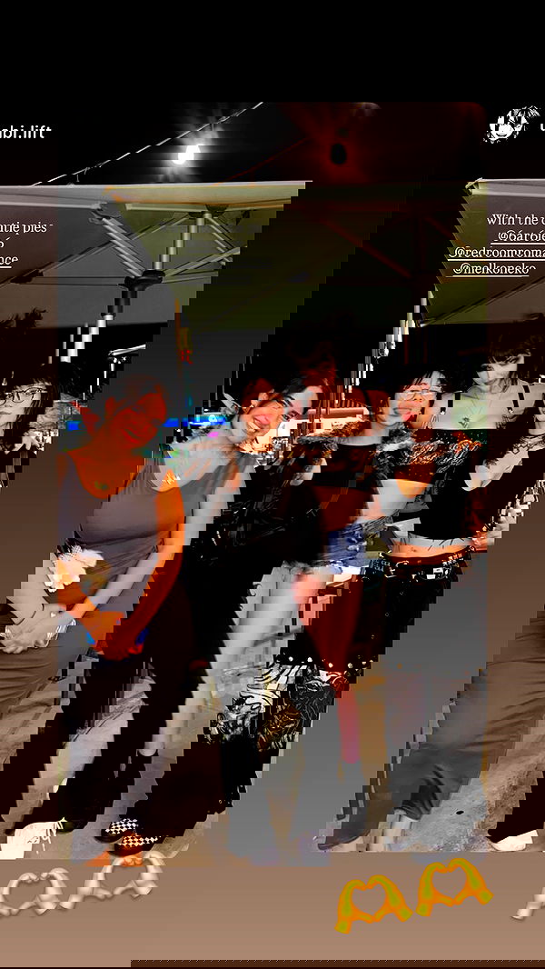 redroomromance redroomromance archive image