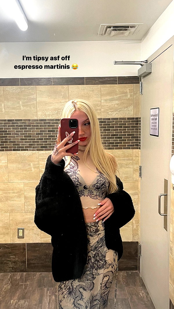 riaraexo instagram image archive image