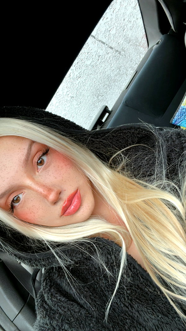riaraexo instagram image archive image