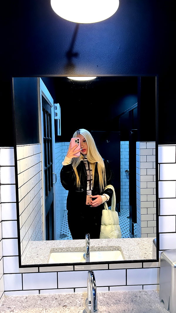 riaraexo instagram image archive image