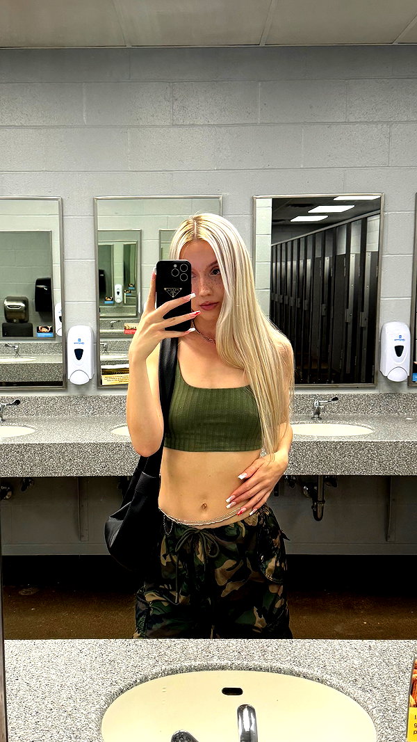 riaraexo instagram image archive image