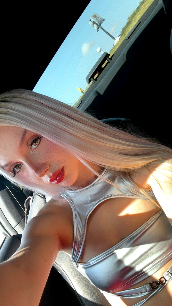 riaraexo instagram image archive image