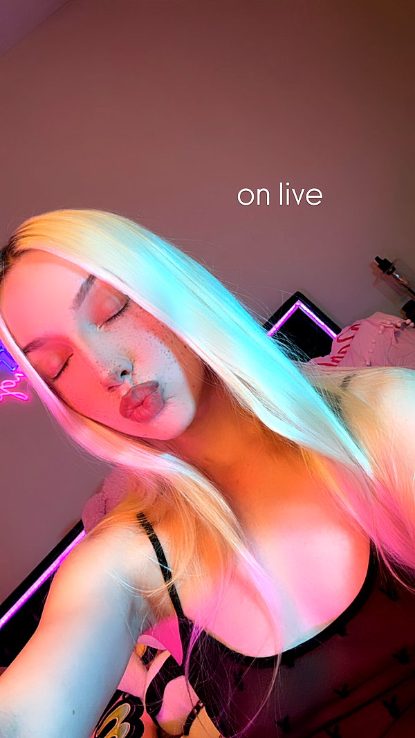 riaraexo instagram image archive image