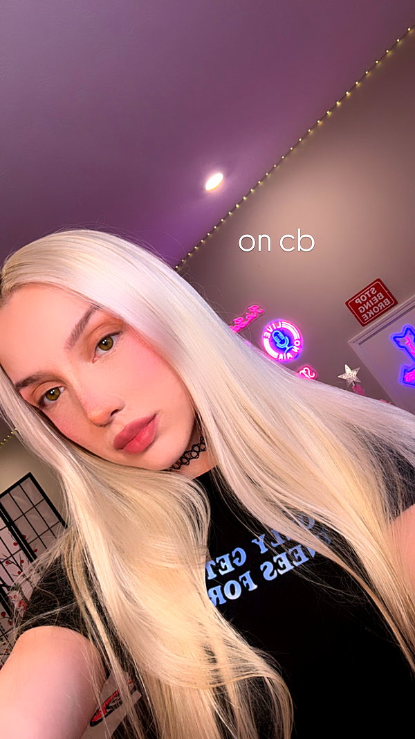 riaraexo instagram image archive image