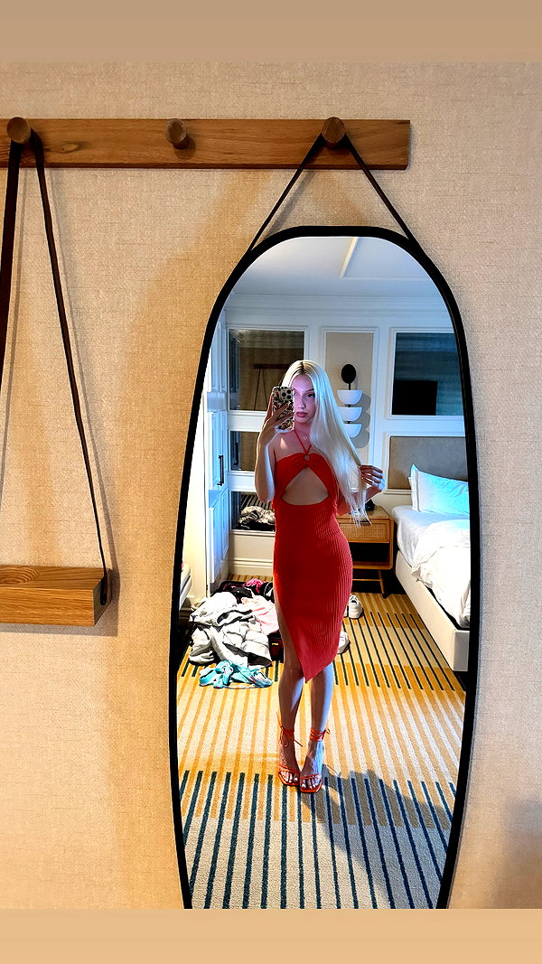 riaraexo instagram image archive image