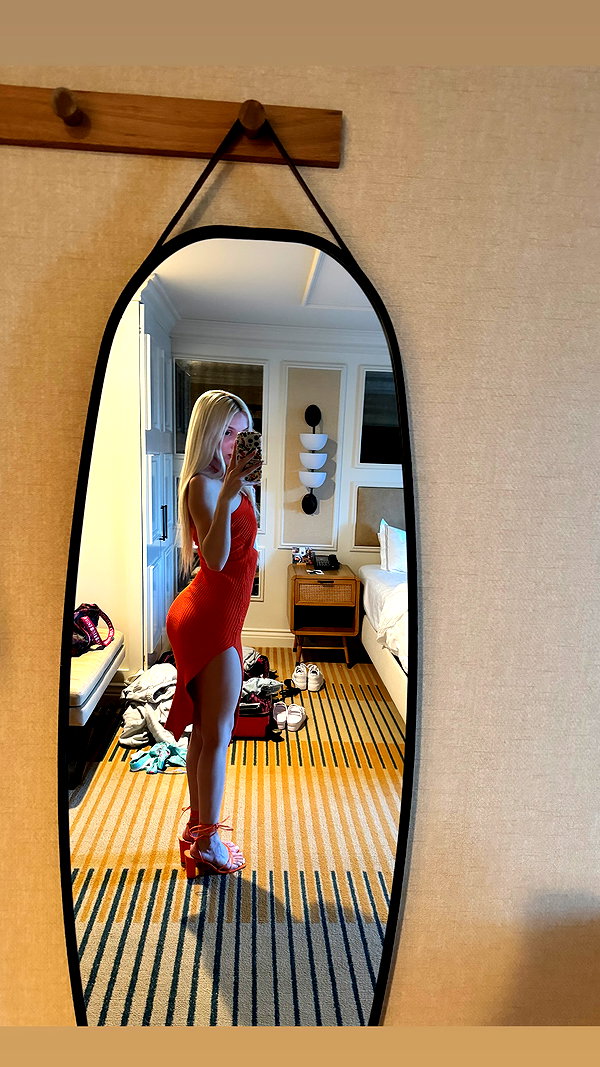 riaraexo instagram image archive image