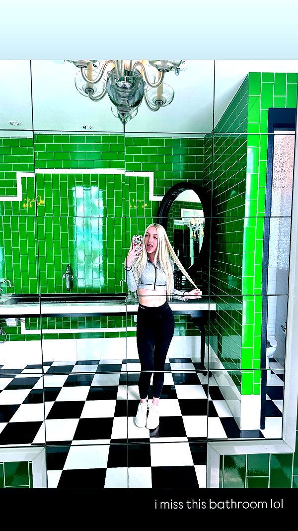 riaraexo instagram image archive image