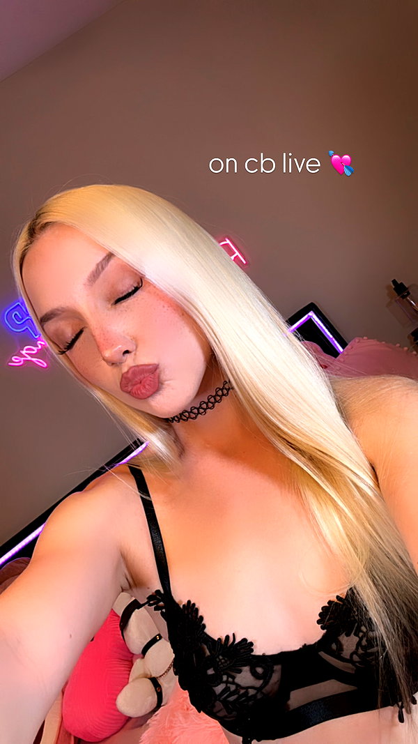 riaraexo instagram image archive image
