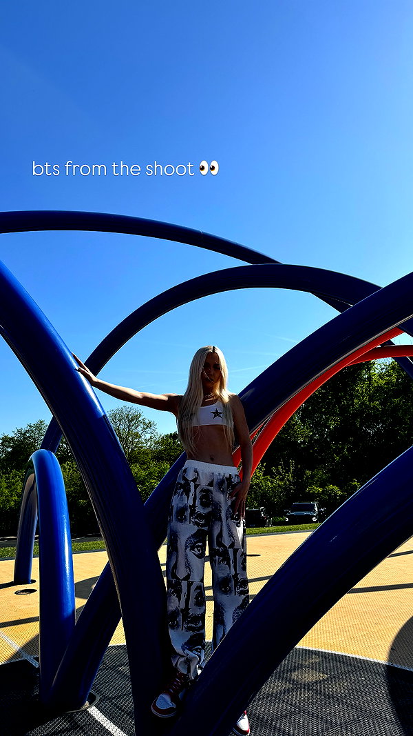 riaraexo instagram image archive image