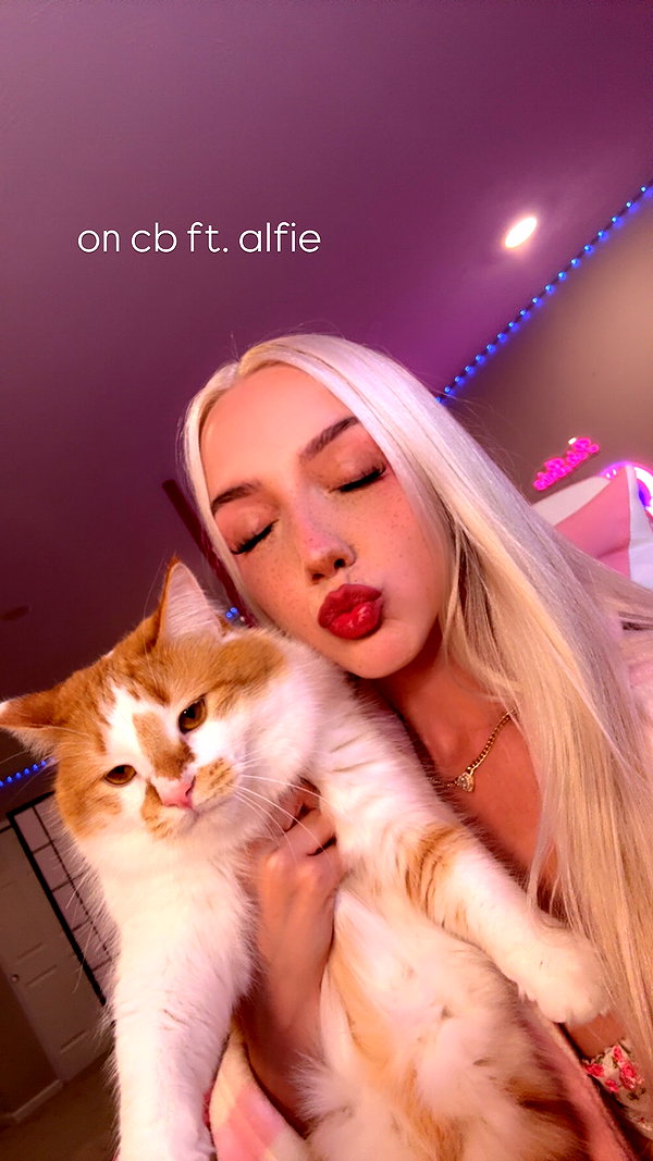 riaraexo instagram image archive image