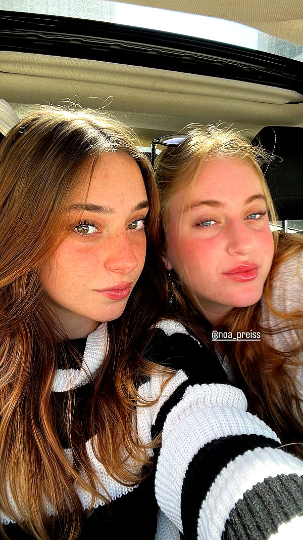 romi_azruel instagram image archive image