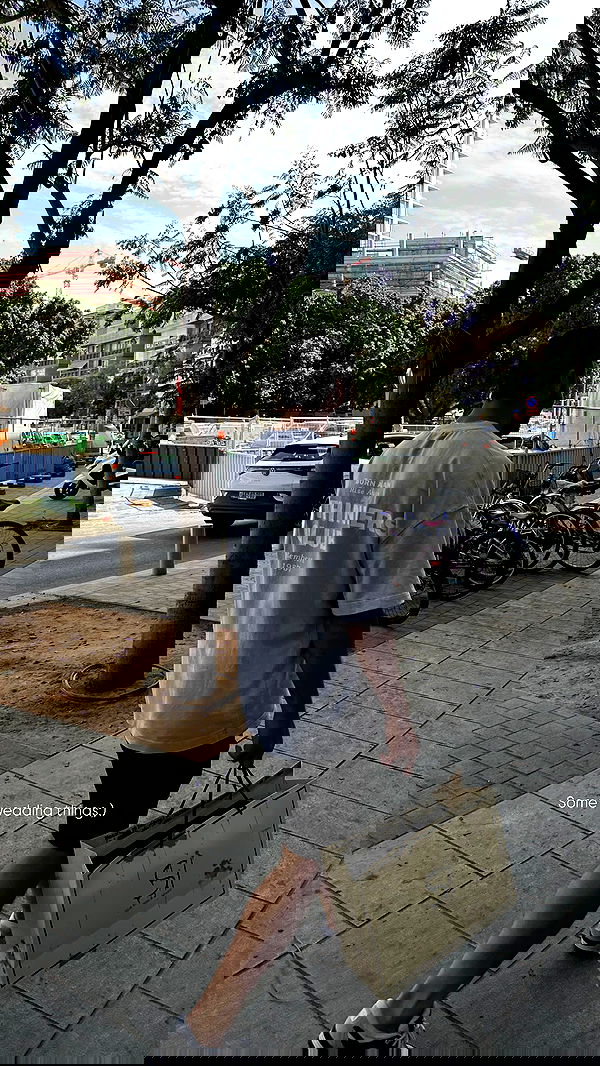 roni.benshushan roni.benshushan archive image