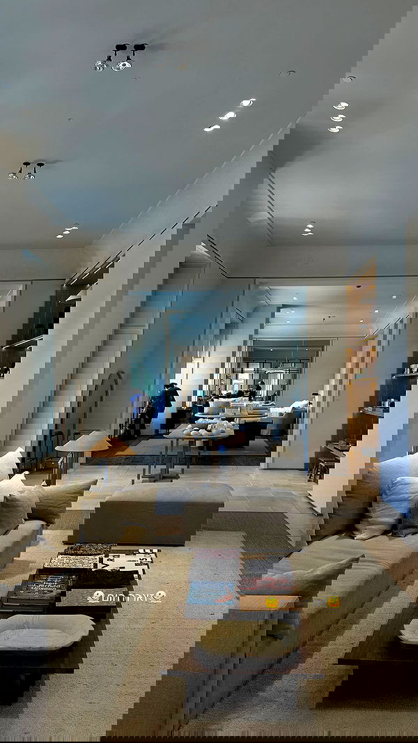 roni.benshushan roni.benshushan archive image