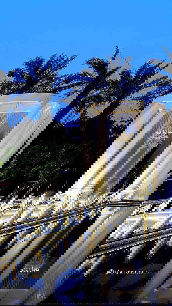 roni.benshushan roni.benshushan archive image