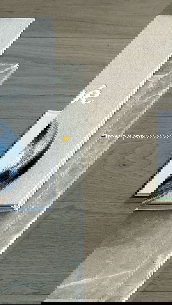 roni.benshushan roni.benshushan archive image