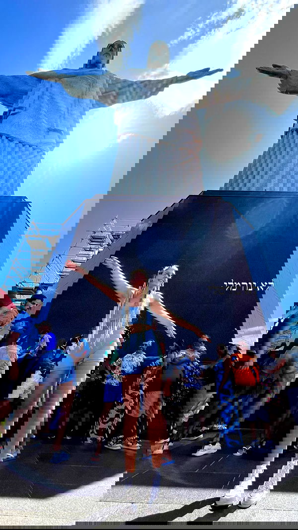 roni__moalem image ~ Altpins