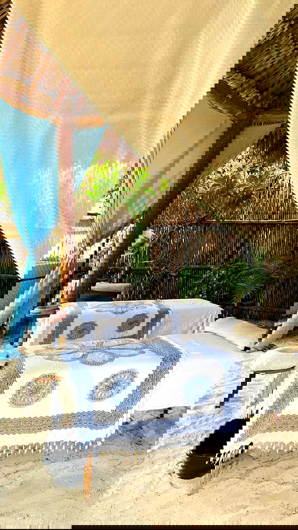 roni__moalem image ~ Altpins