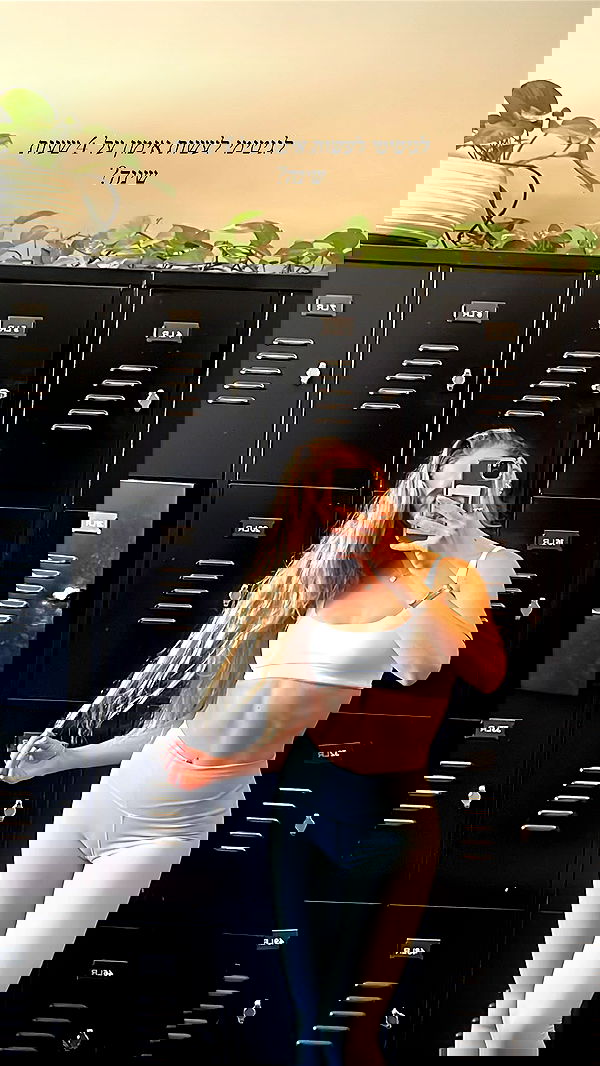 roni__moalem image ~ Altpins