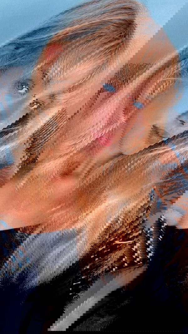 ronyida_ image ~ Altpins