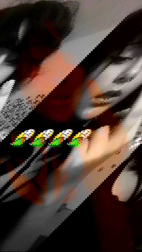 rose_xanne rose_xanne archive image