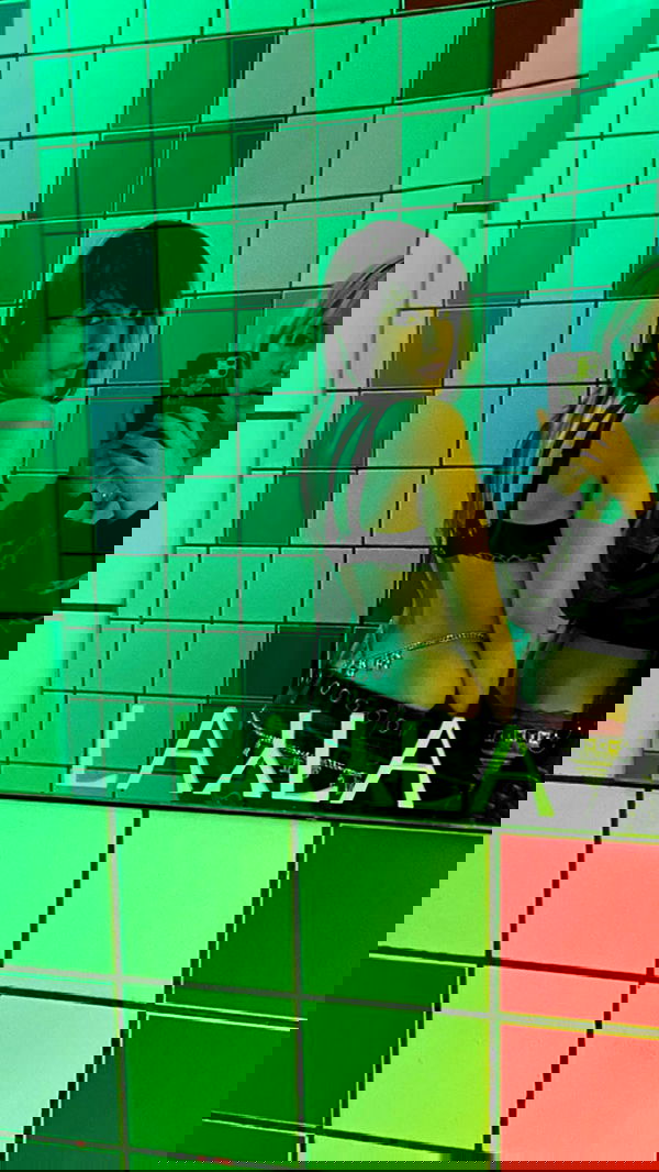 rose_xanne rose_xanne archive image