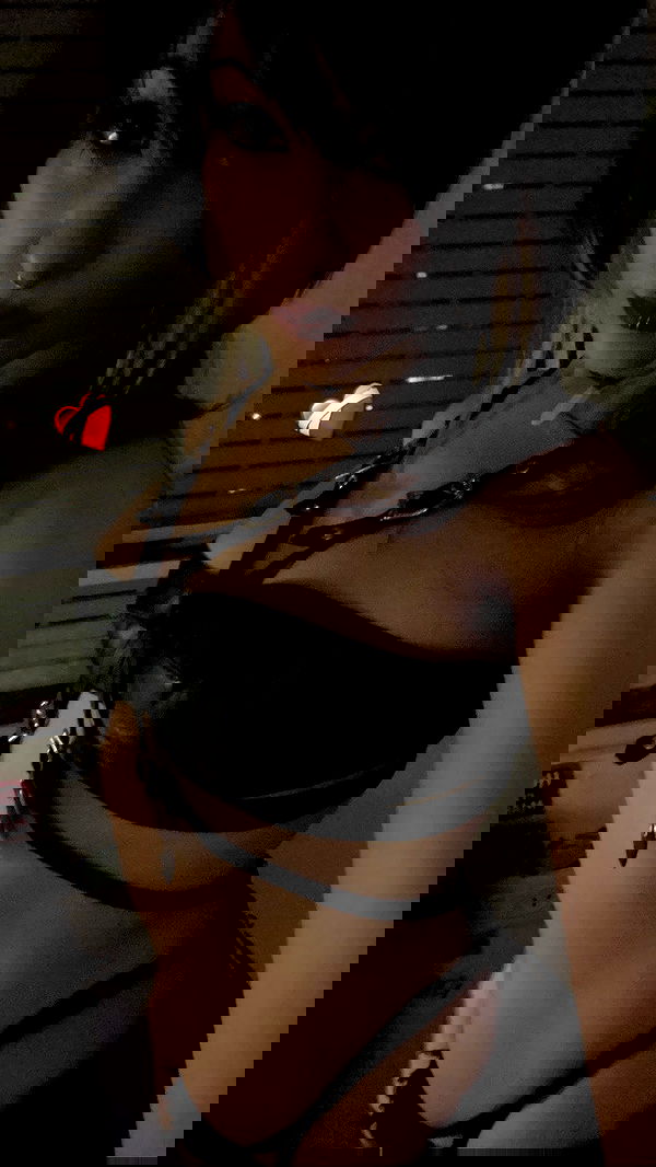 rose_xanne rose_xanne archive image