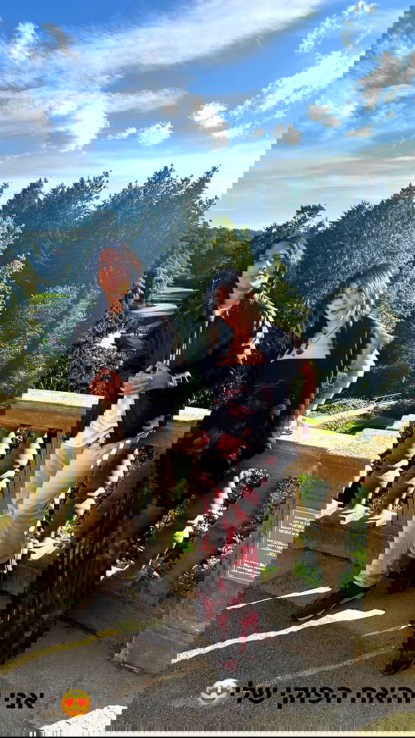 rose_xanne rose_xanne archive image