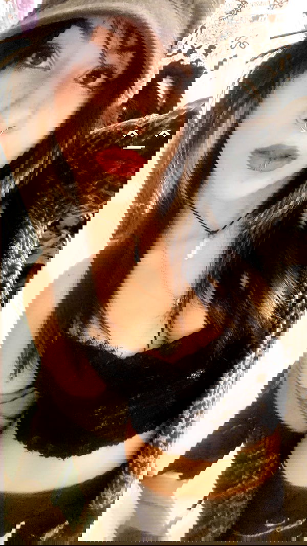 rose_xanne rose_xanne archive image