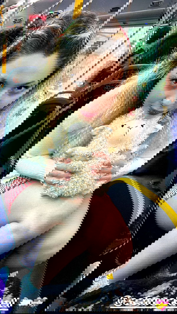 rose_xanne rose_xanne archive image