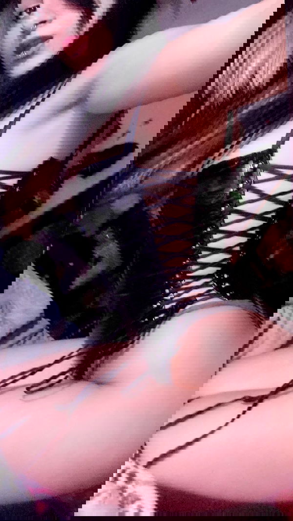 rose_xanne rose_xanne archive image