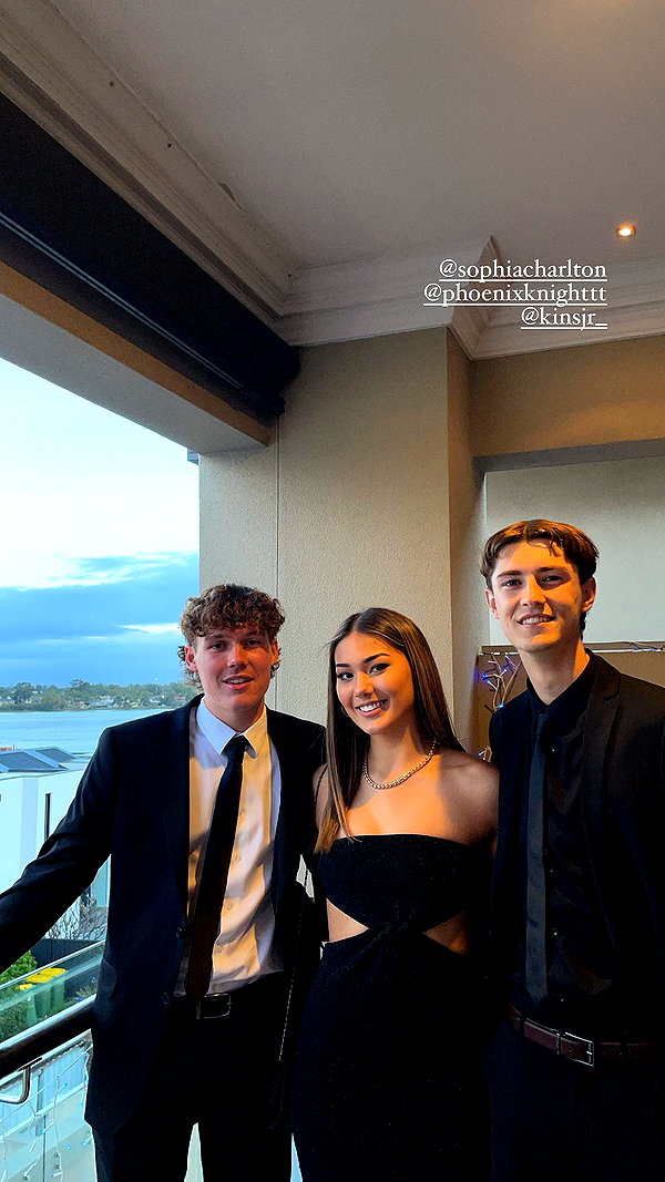 rozhinsafffar instagram image archive image
