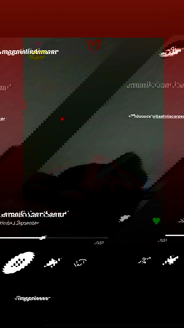 sabrinacarpenter sabrinacarpenter archive image