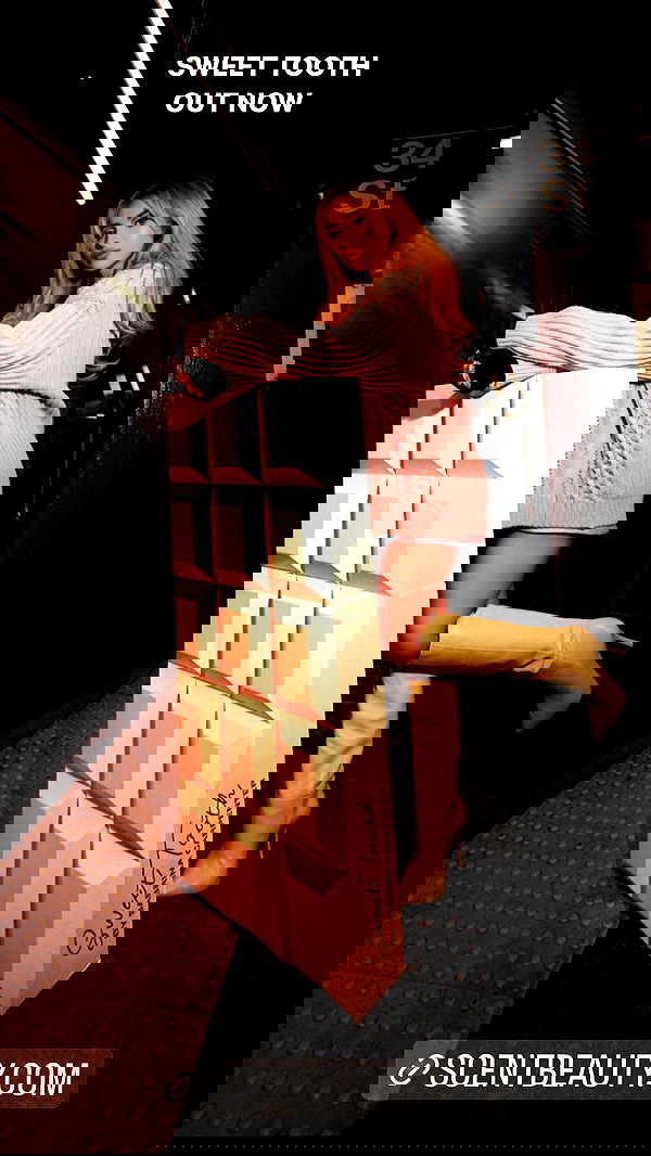 sabrinacarpenter sabrinacarpenter archive image