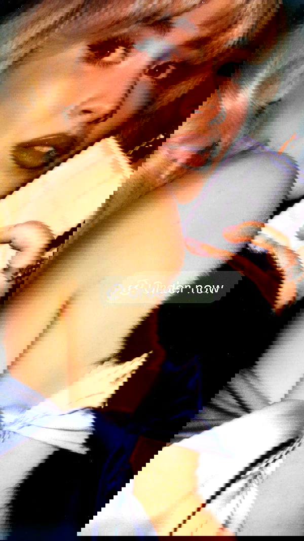 sabrinacarpenter sabrinacarpenter archive image