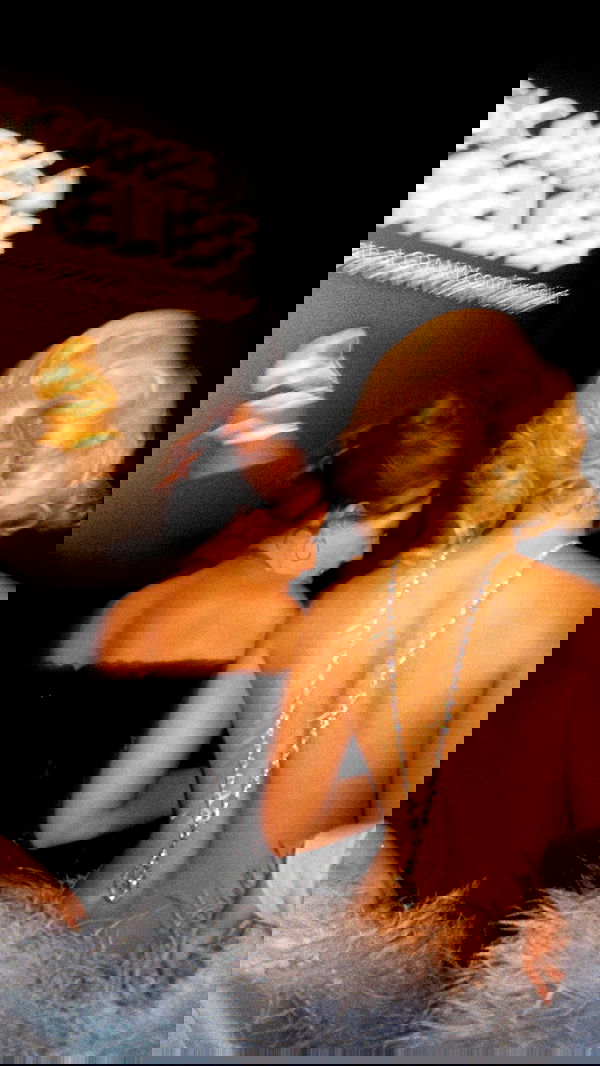 sabrinacarpenter sabrinacarpenter archive image