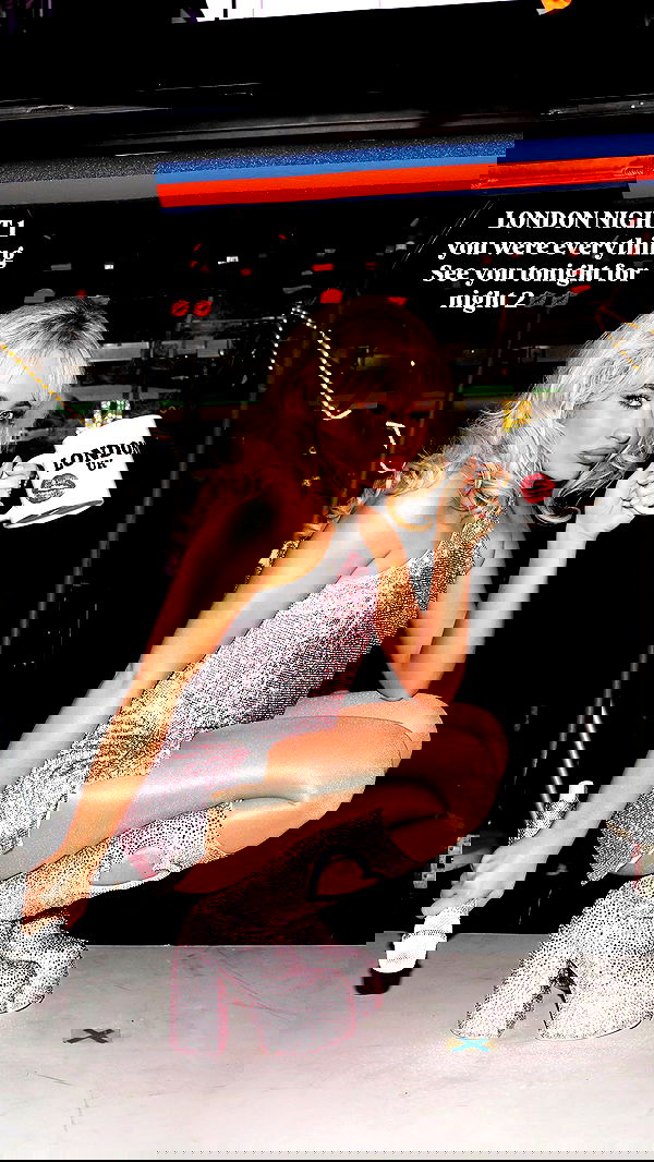 sabrinacarpenter sabrinacarpenter archive image