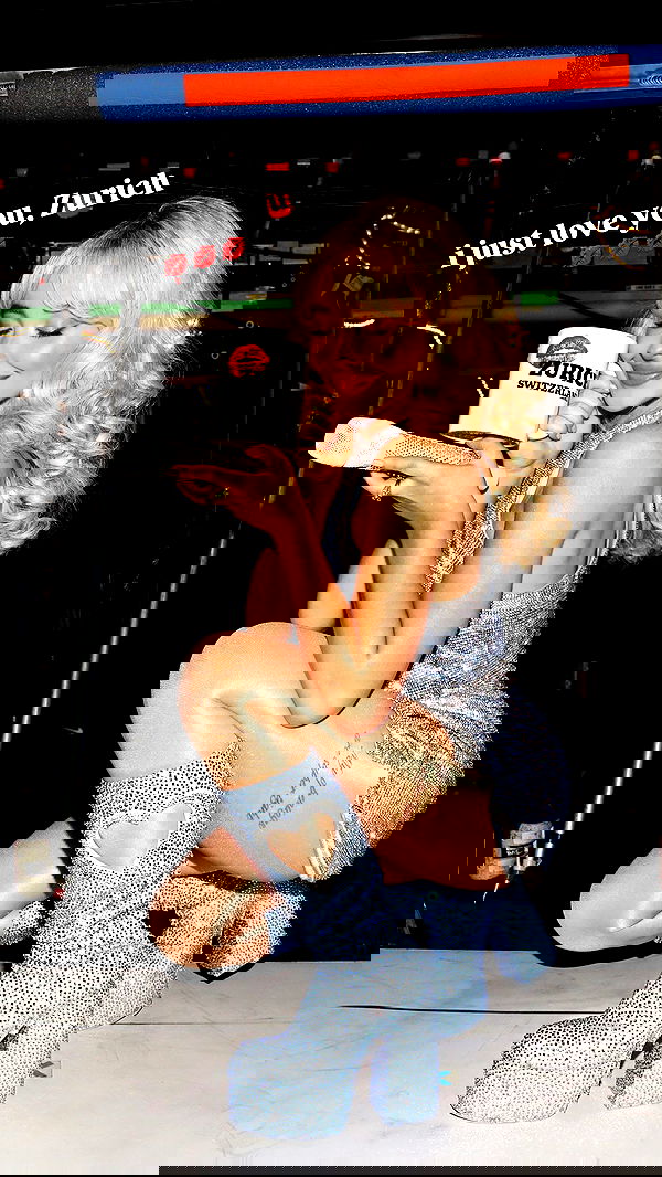 sabrinacarpenter sabrinacarpenter archive image