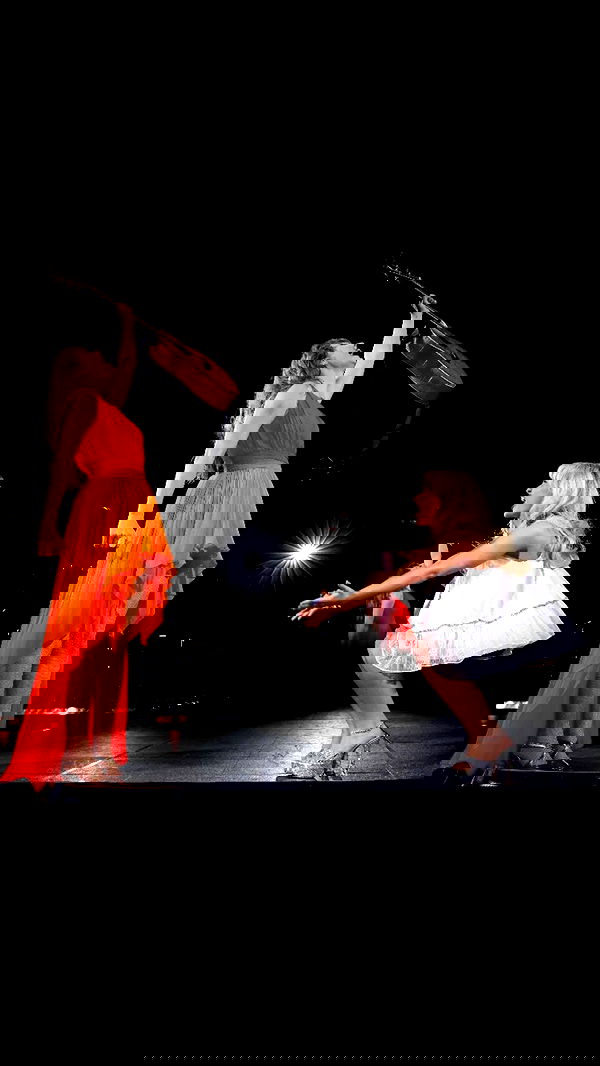 sabrinacarpenter sabrinacarpenter archive image