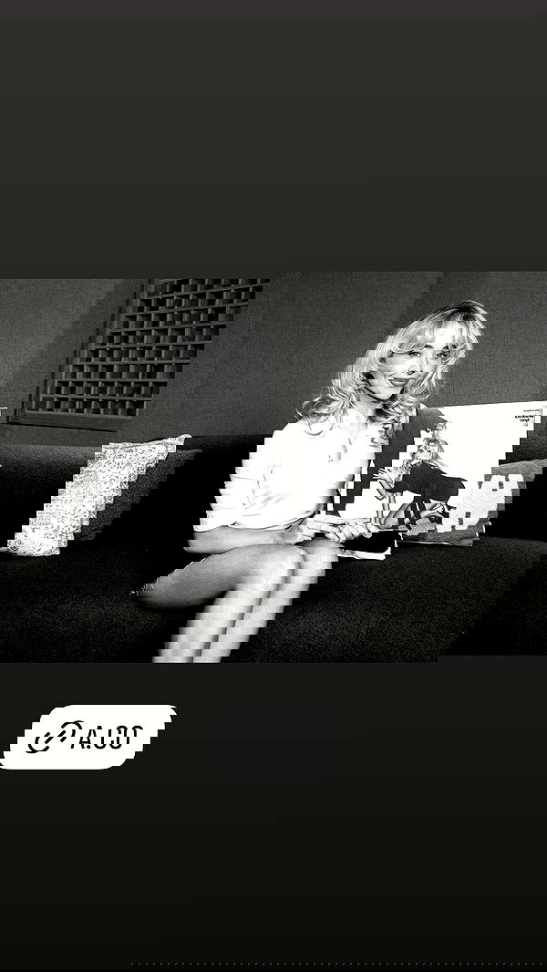 sabrinacarpenter sabrinacarpenter archive image