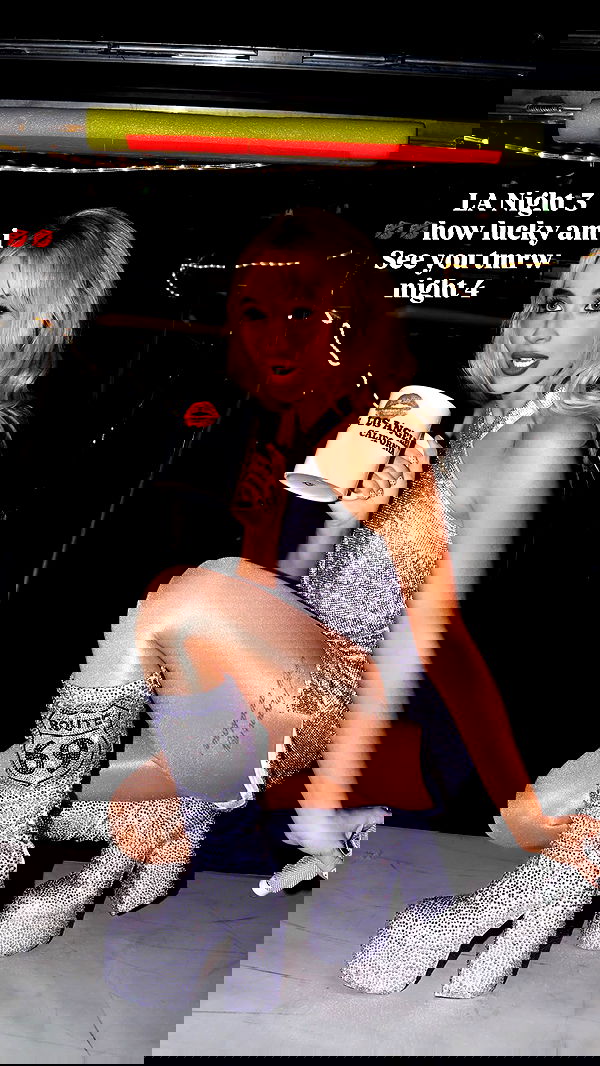 sabrinacarpenter sabrinacarpenter archive image