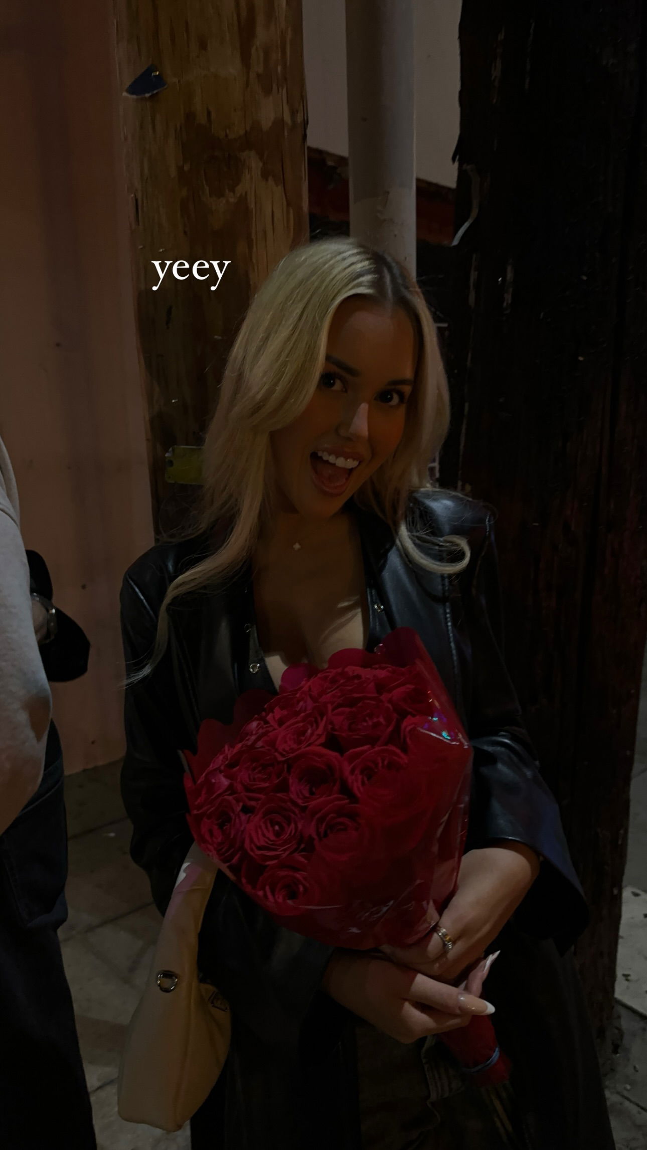 samantra_official instagram image archive image