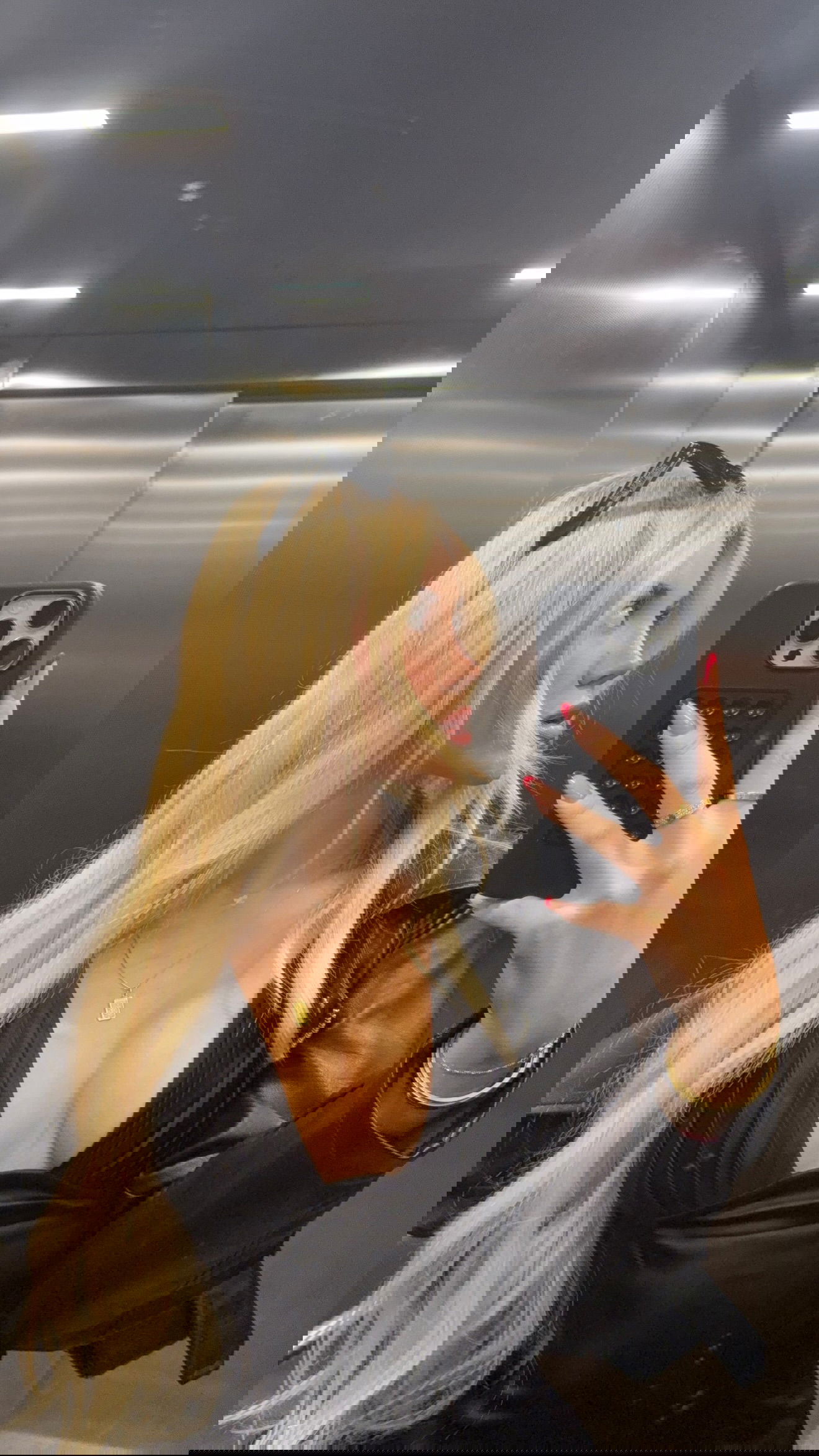 samantra_official instagram image archive image