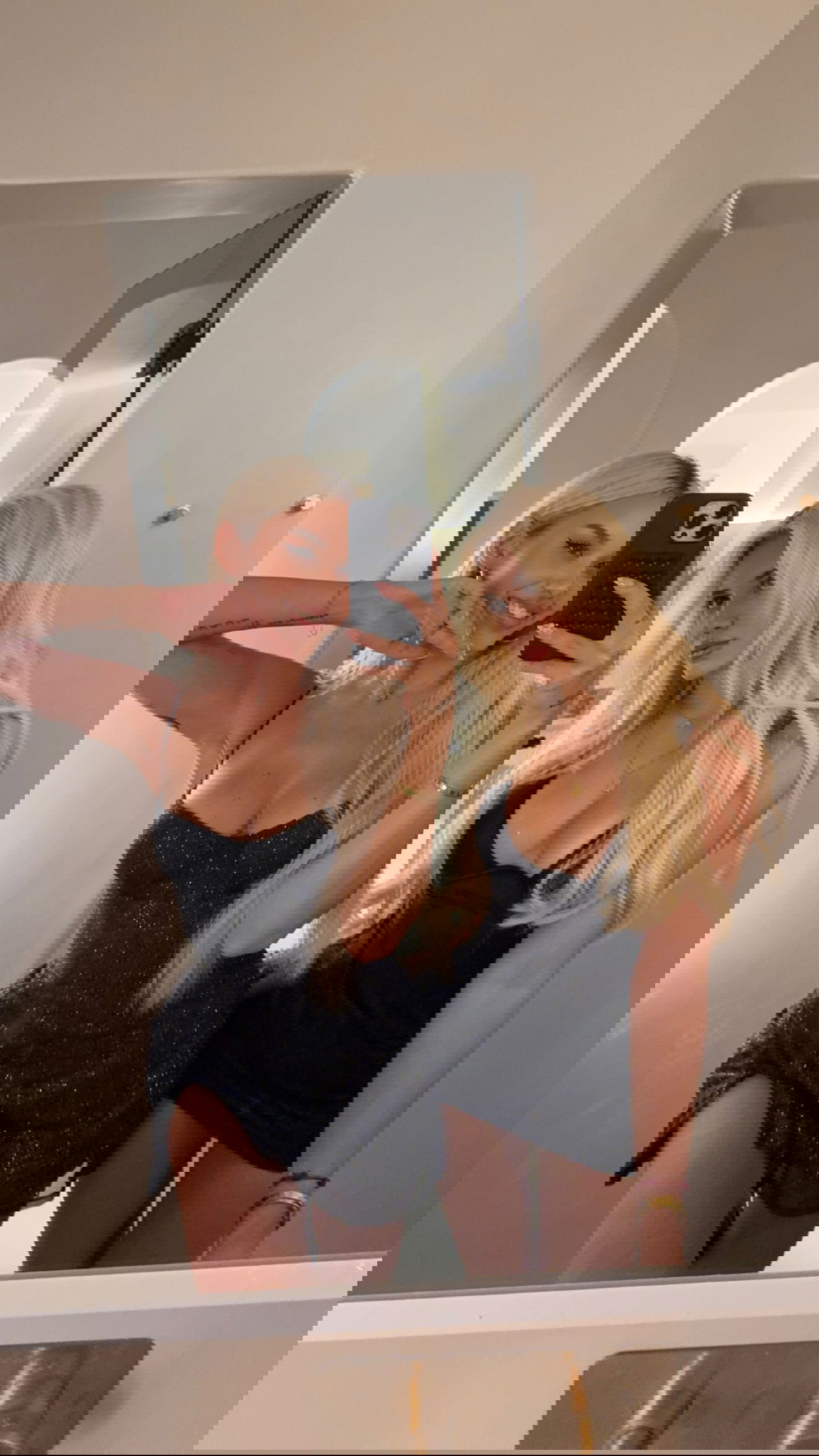 samantra_official instagram image archive image