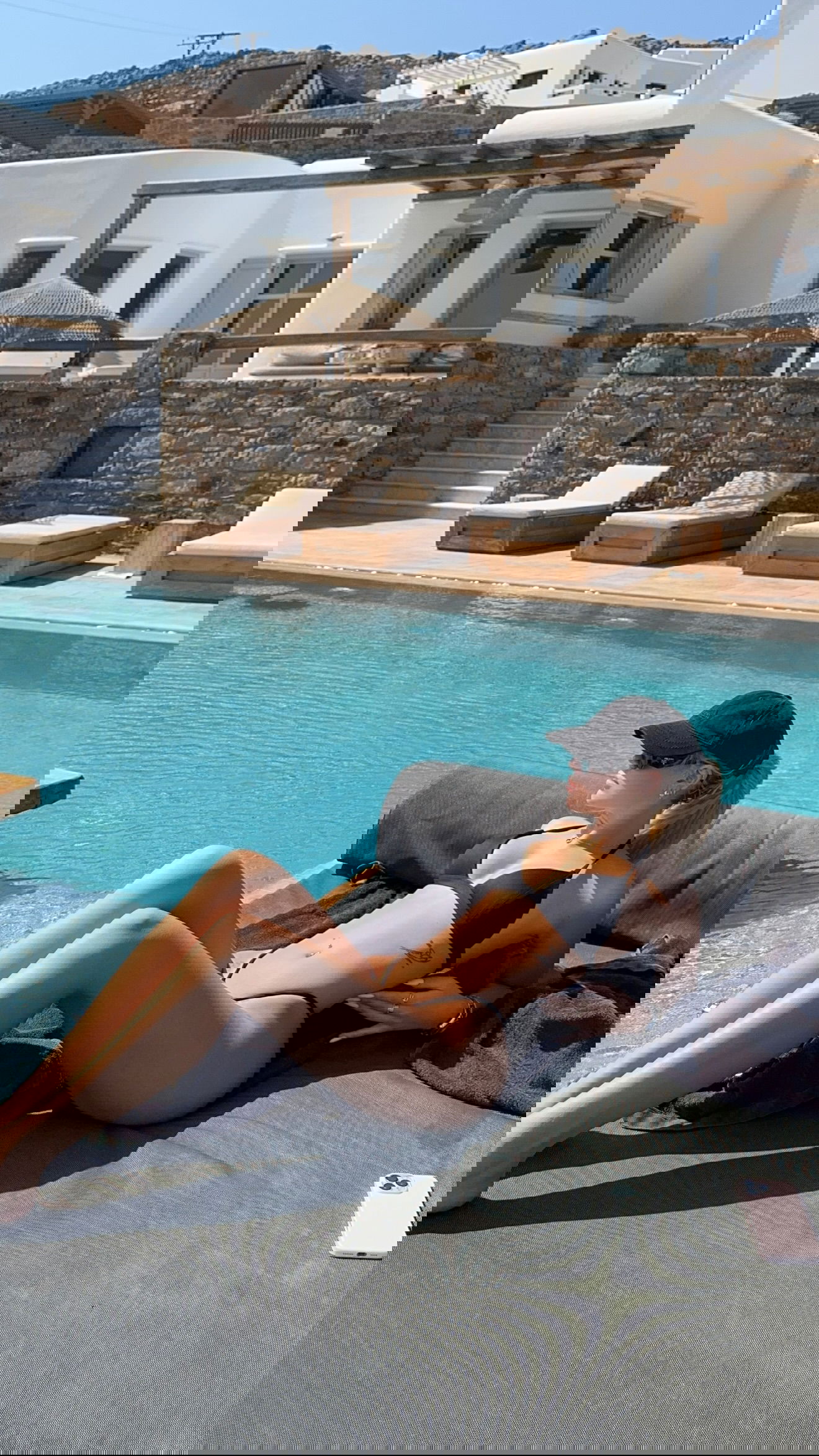 samantra_official instagram image archive image