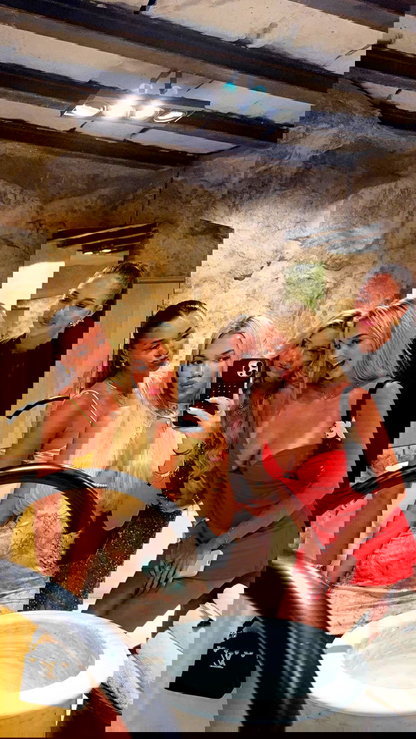 samantra_official image ~ Altpins